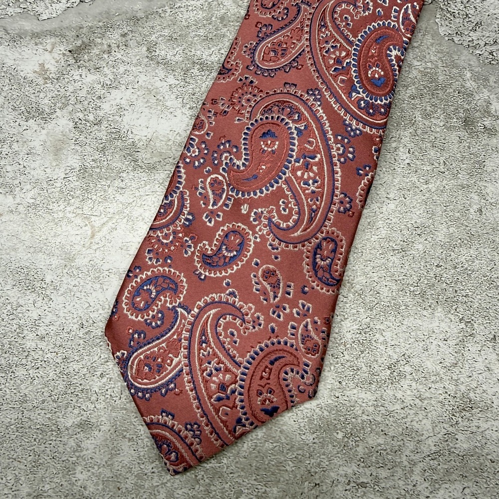 Nicole Miller Silk Tie Mens‎ One Size Pink Blue Paisley Made In China Necktie